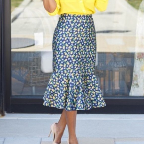 J. Crew Dresses & Skirts - J. Crew 365 Lemon Print Trumpet Skirt